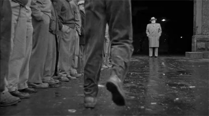 on-the-waterfront-brando-walks